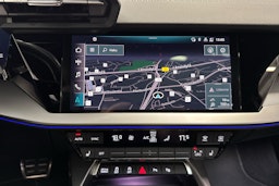 Musta Audi S3 2021 kuva 15.