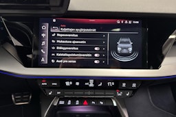 Musta Audi S3 2021 kuva 19.