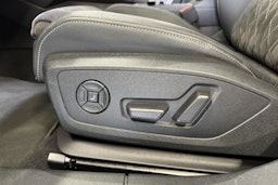 Musta Audi S3 2021 kuva 28.