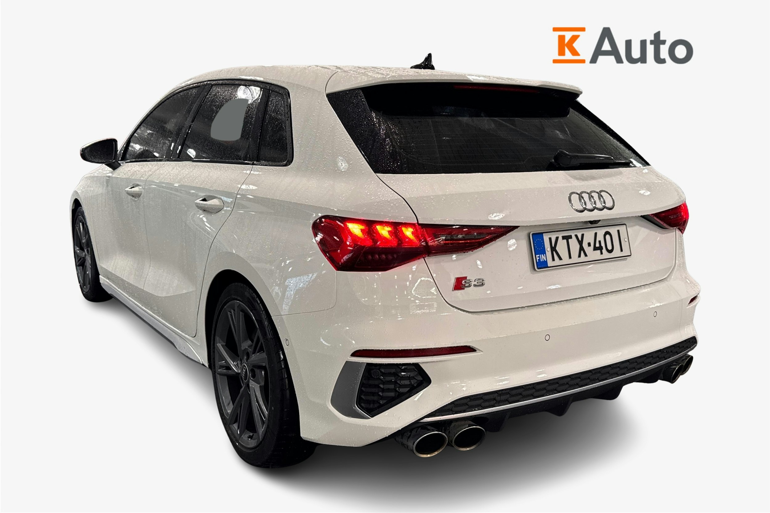 Valkoinen Audi S3 2021 kuva 2.