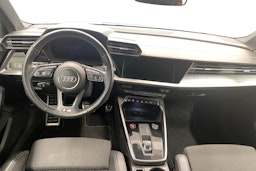 Valkoinen Audi S3 2021 kuva 9.