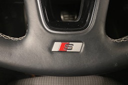 Valkoinen Audi S3 2021 kuva 21.