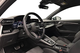 valkoinen Audi S3 2021 kuva 7.