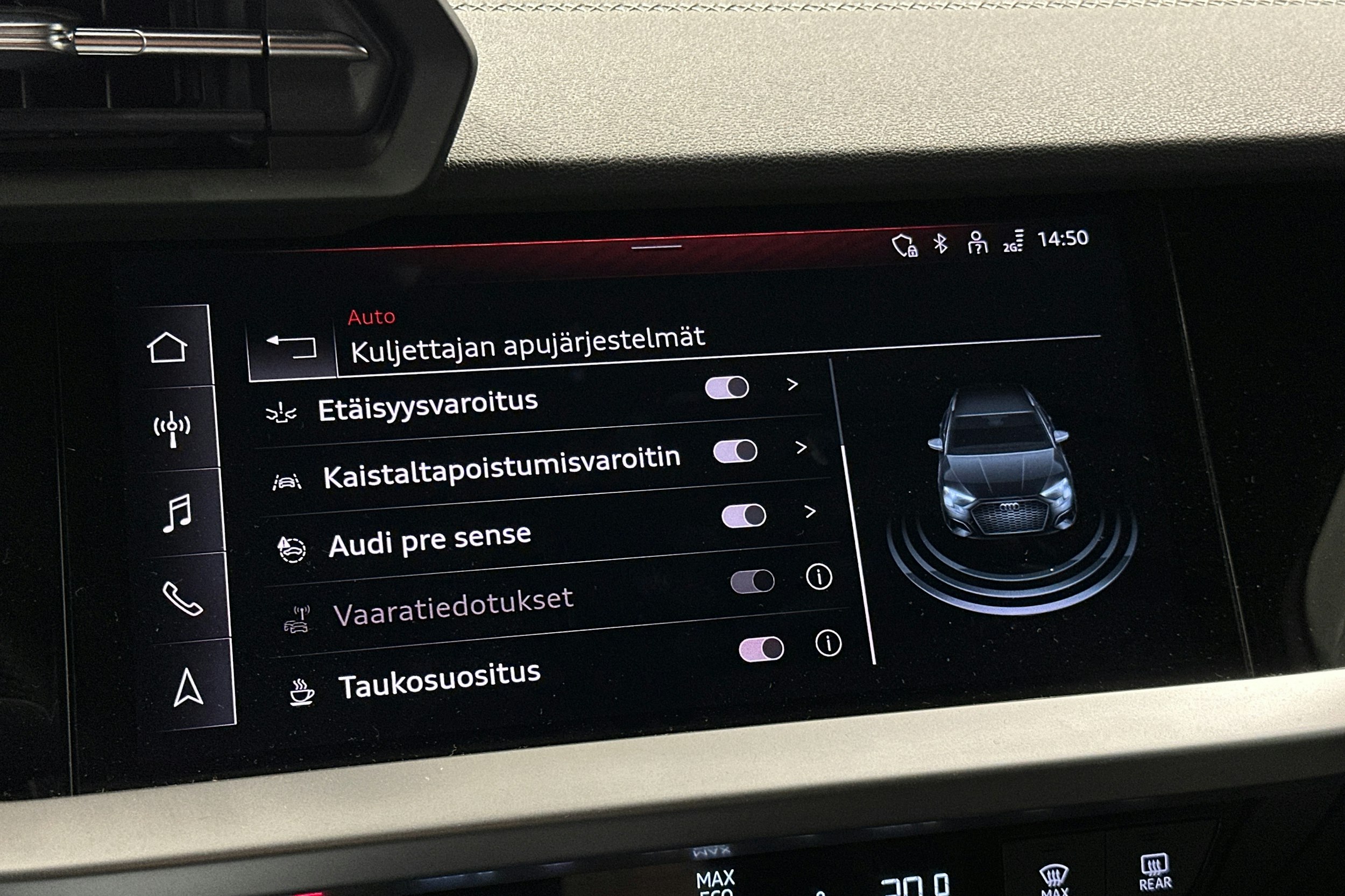 valkoinen Audi S3 2021 kuva 17.