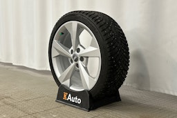 valkoinen Audi S3 2021 kuva 27.