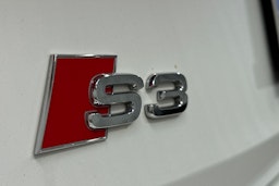 valkoinen Audi S3 2021 kuva 29.