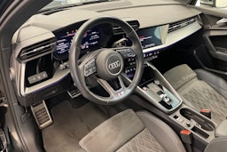 met. musta Audi S3 2021 kuva 6.