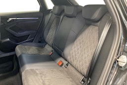 met. musta Audi S3 2021 kuva 8.