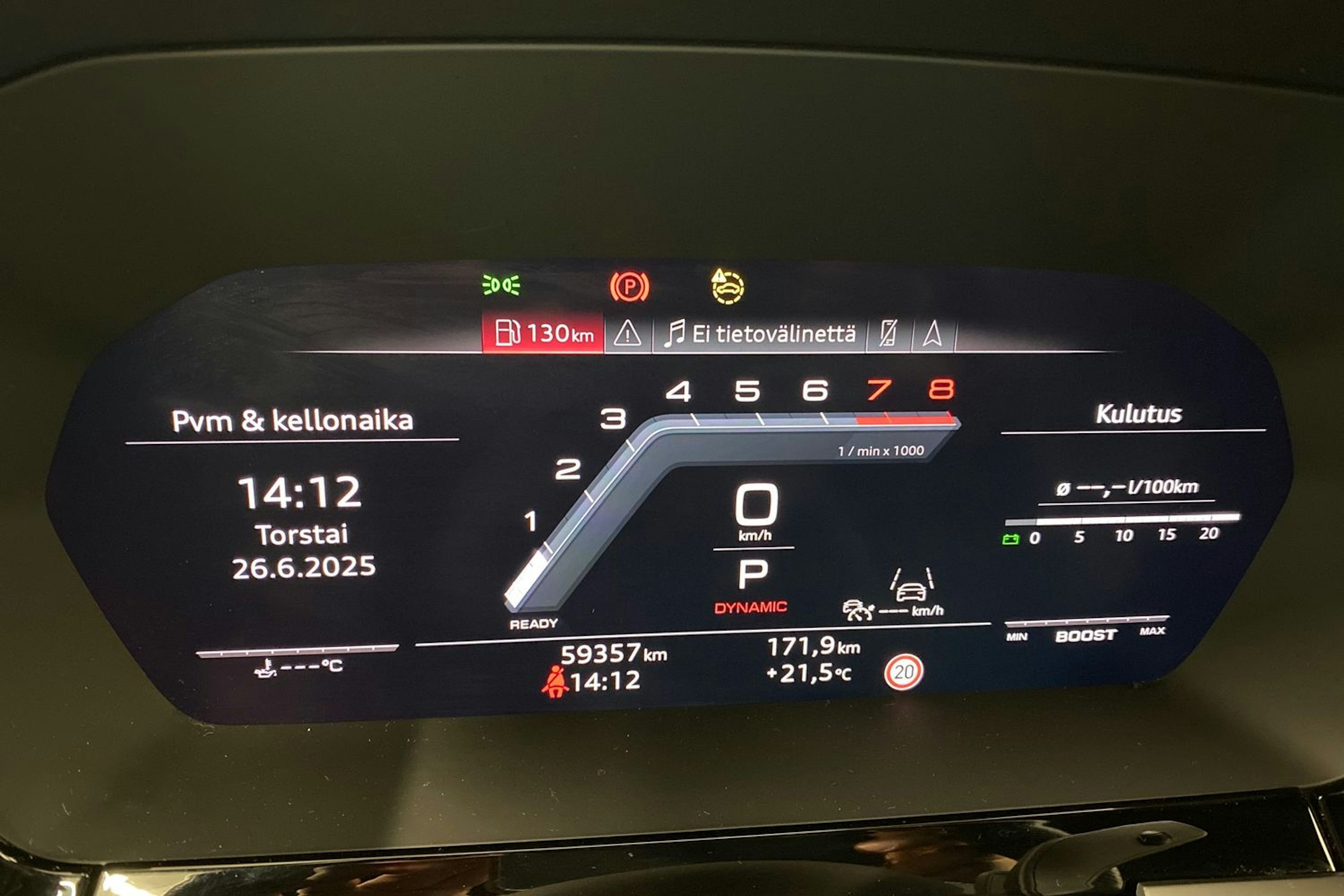 met. musta Audi S3 2021 kuva 12.