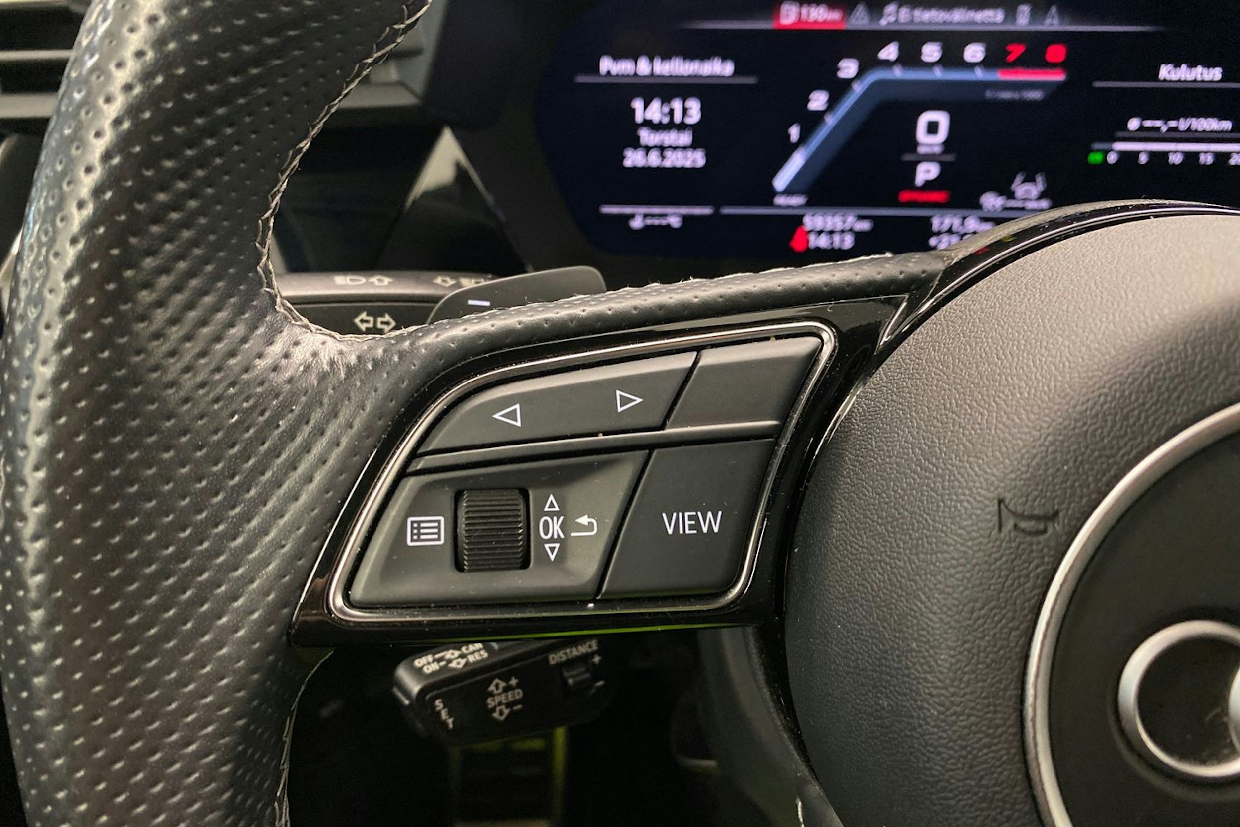 met. musta Audi S3 2021 kuva 13.