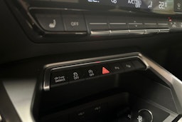 sininen Audi S3 2021 kuva 15.