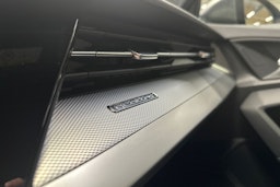 sininen Audi S3 2021 kuva 16.