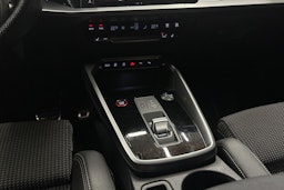 sininen Audi S3 2021 kuva 20.