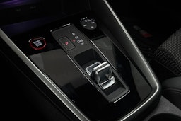 Punainen Audi S3 2022 kuva 21.