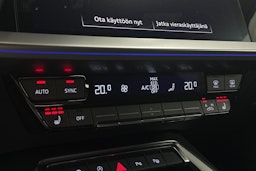 Punainen Audi S3 2022 kuva 24.