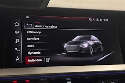 Punainen Audi S3 2022 kuva 30.