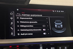 Punainen Audi S3 2022 kuva 31.