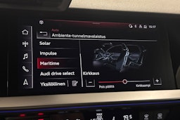 Punainen Audi S3 2022 kuva 33.
