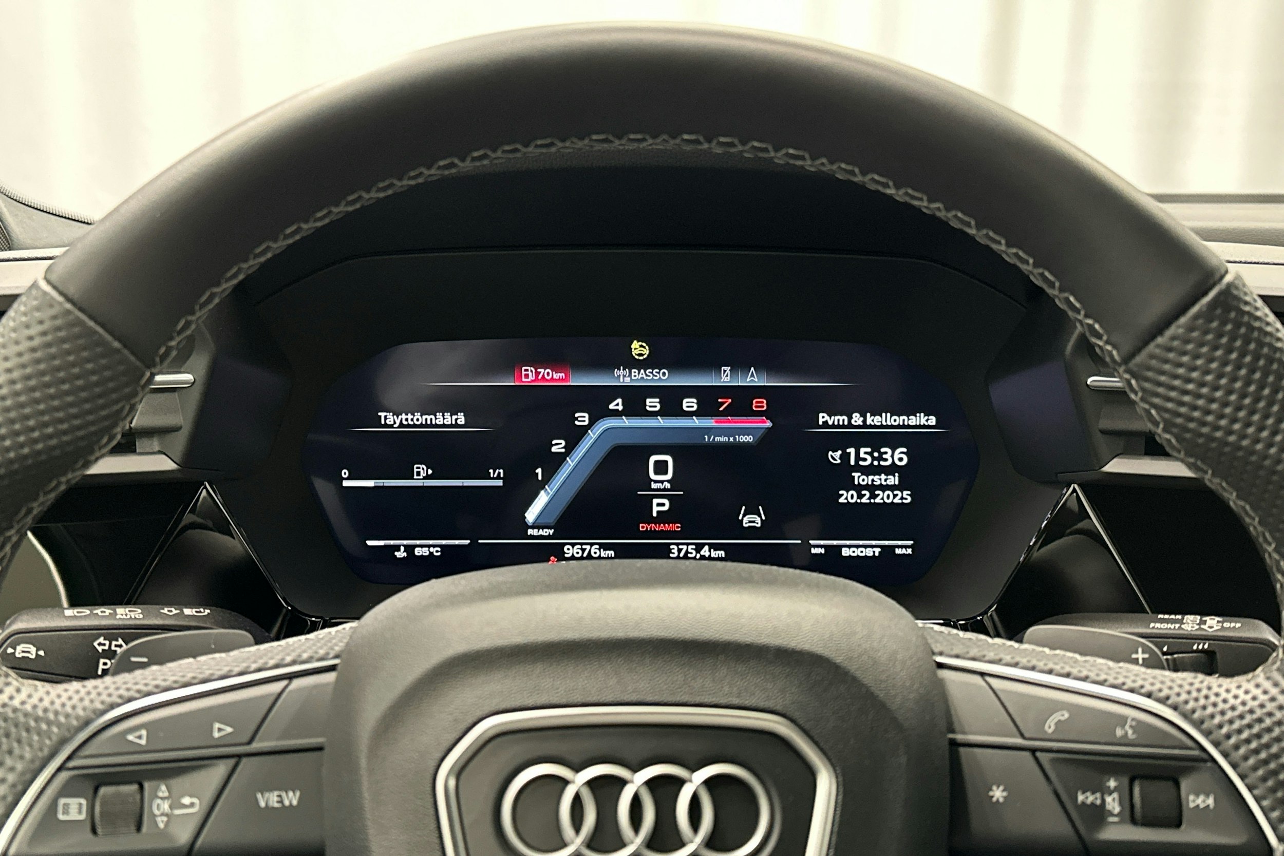 vihreä Audi S3 2023 kuva 12.