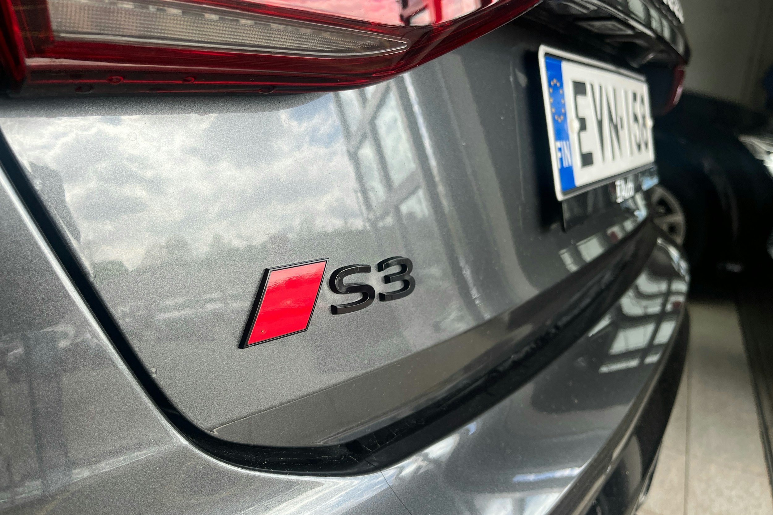 Harmaa Audi S3 2025 kuva 11.