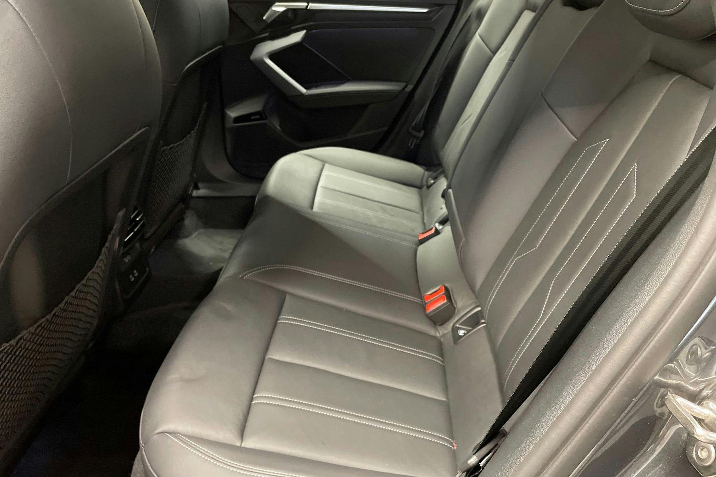harmaa Audi S3 2025 kuva 8.