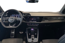 met. musta Audi S3 2025 kuva 7.
