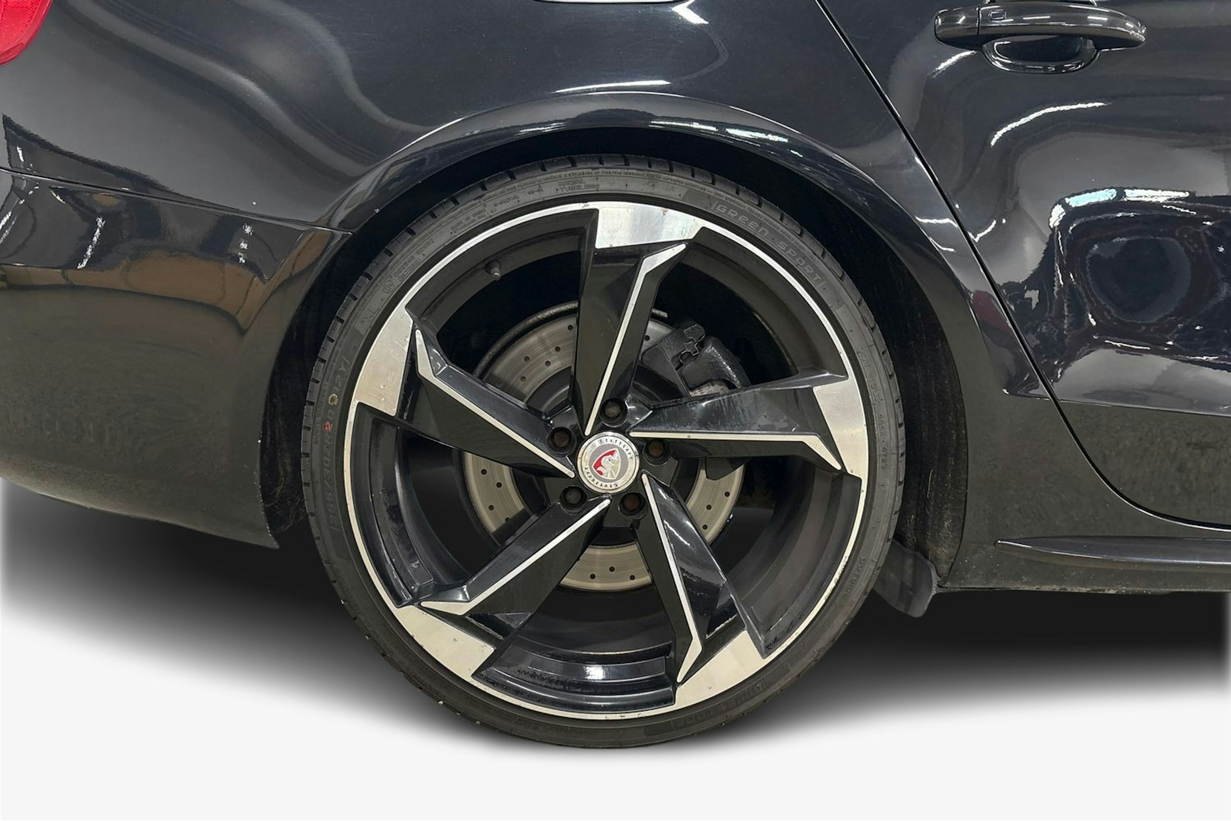 musta Audi S4 2012 kuva 11.