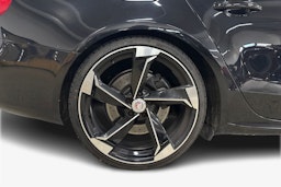musta Audi S4 2012 kuva 11.