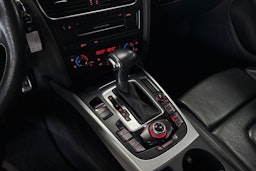musta Audi S4 2012 kuva 21.