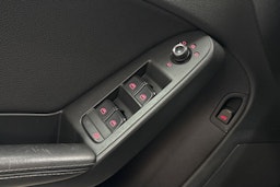musta Audi S4 2012 kuva 23.