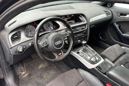 musta Audi S4 2012 kuva 3.