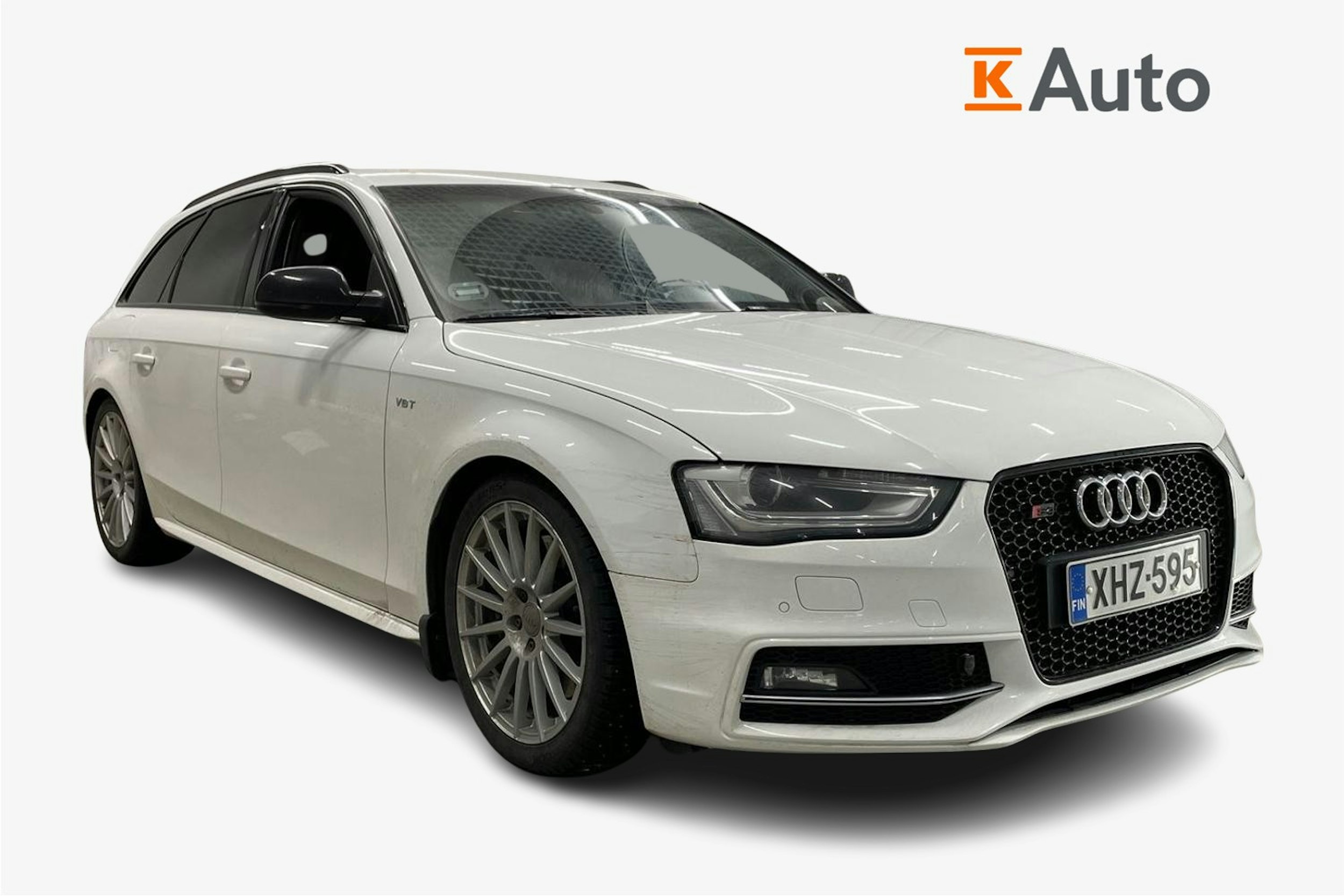 valkoinen Audi S4 2012 kuva 1.