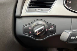 Musta Audi S4 2012 kuva 18.