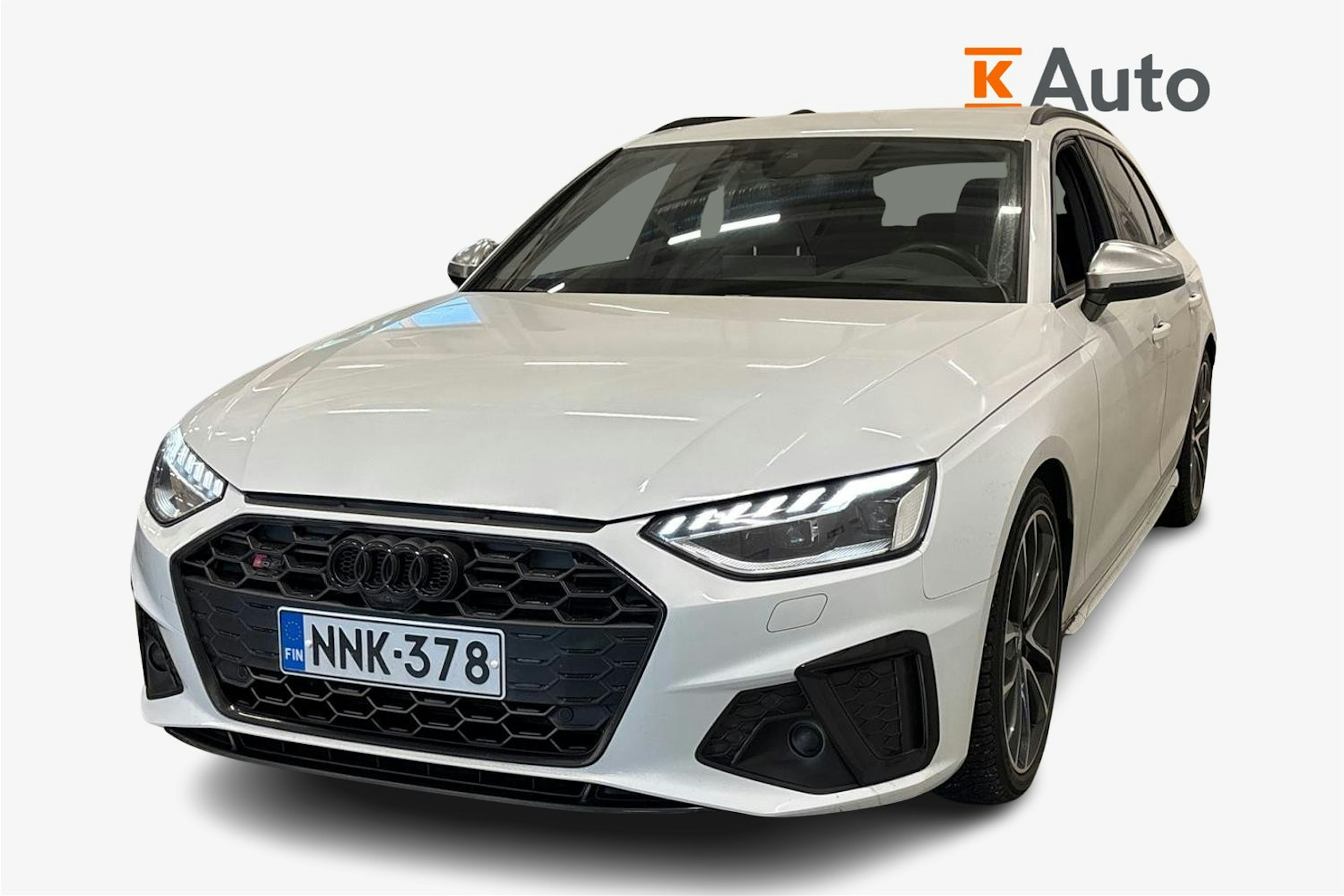 valkoinen Audi S4 2023 kuva 2.