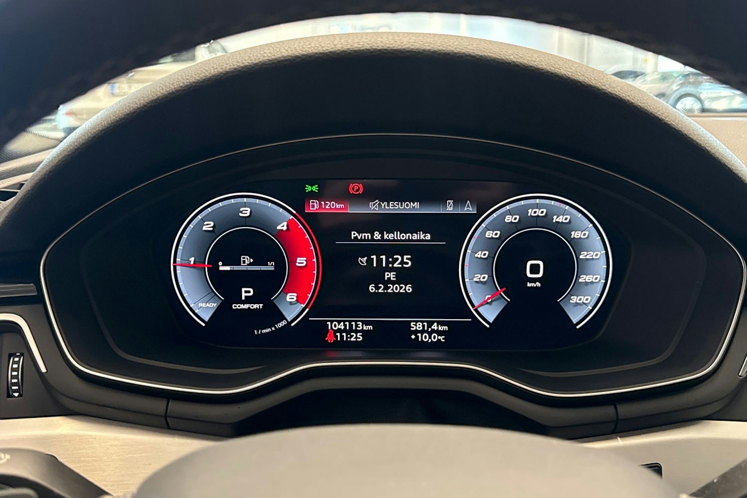 valkoinen Audi S4 2023 kuva 18.