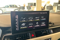 valkoinen Audi S4 2023 kuva 24.