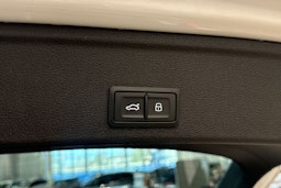 valkoinen Audi S4 2023 kuva 33.