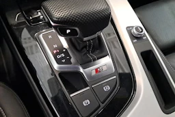 valkoinen Audi S4 2023 kuva 38.