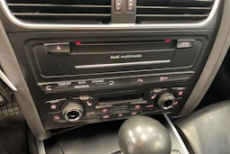 Musta Audi S4 Avant 2011 kuva 18.