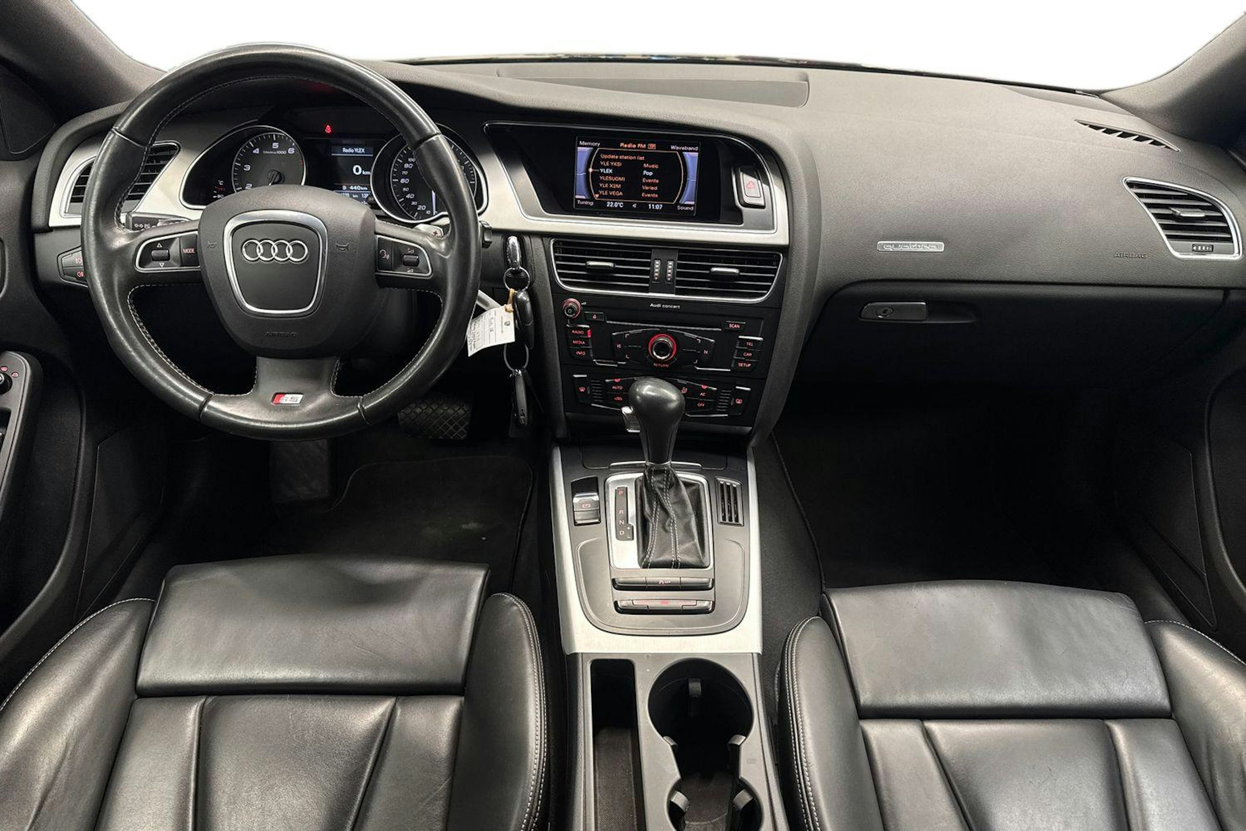 Musta Audi S5 2011 kuva 9.