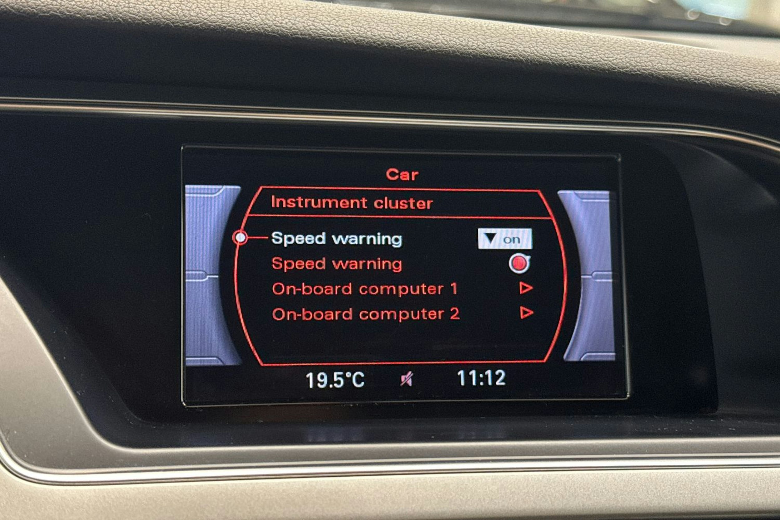 Musta Audi S5 2011 kuva 28.
