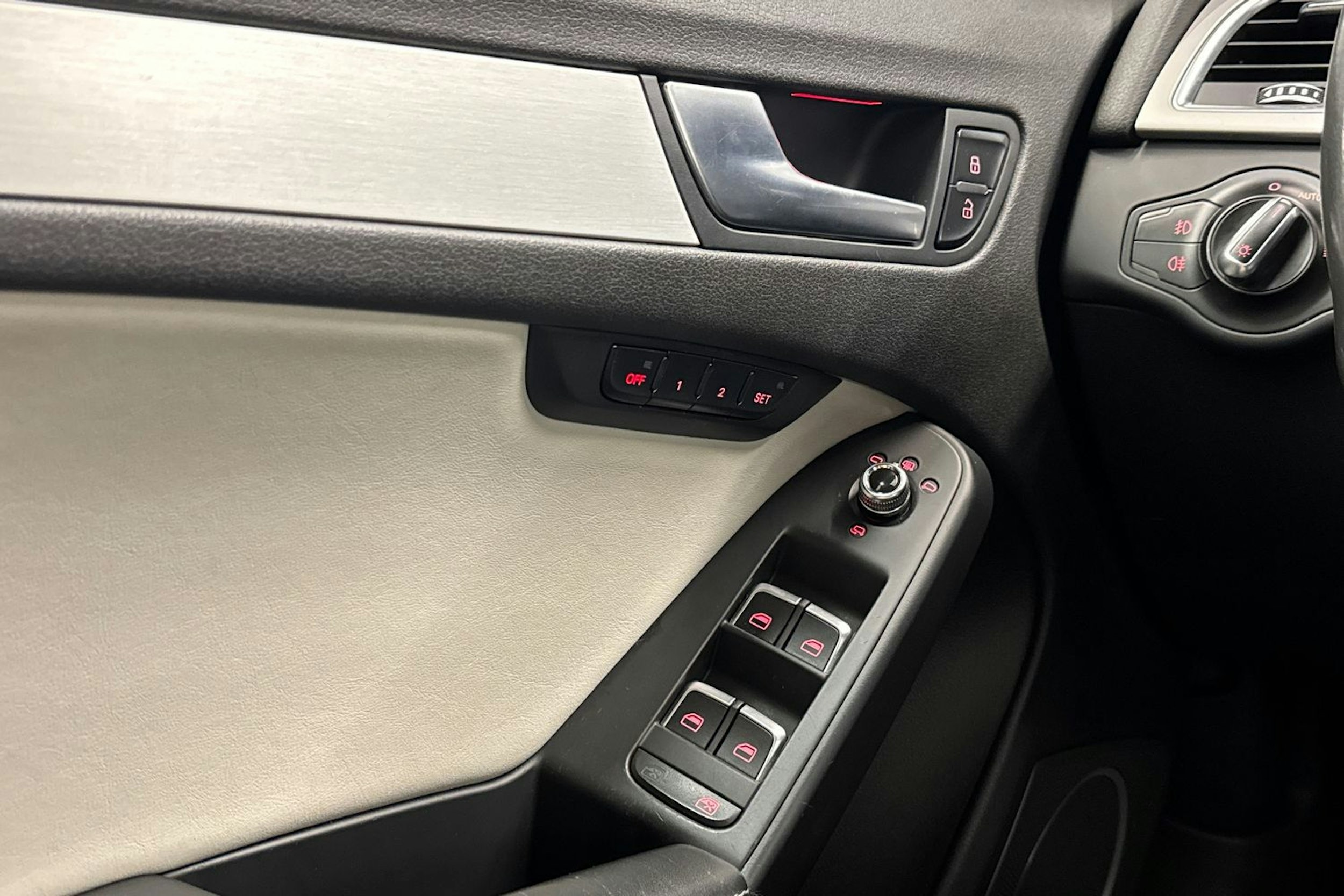 harmaa Audi S5 2012 kuva 17.