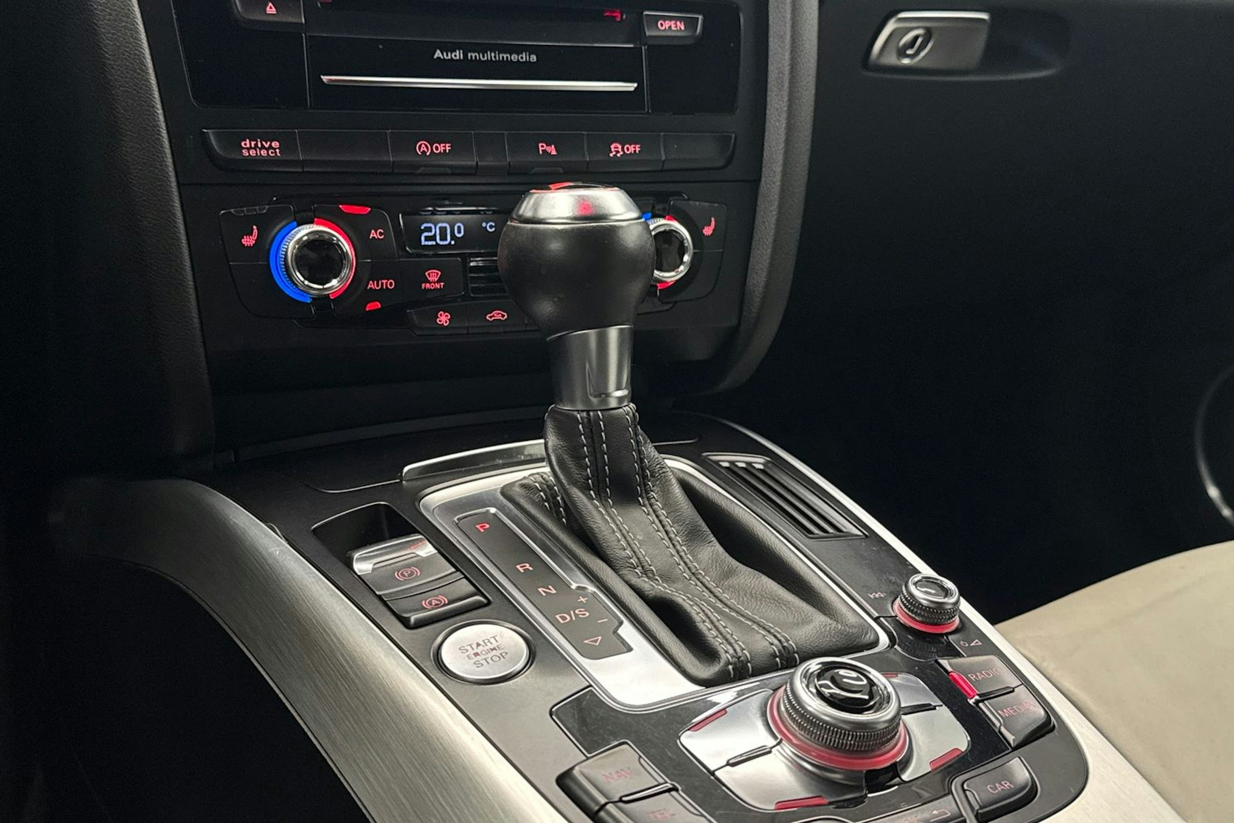 harmaa Audi S5 2012 kuva 19.