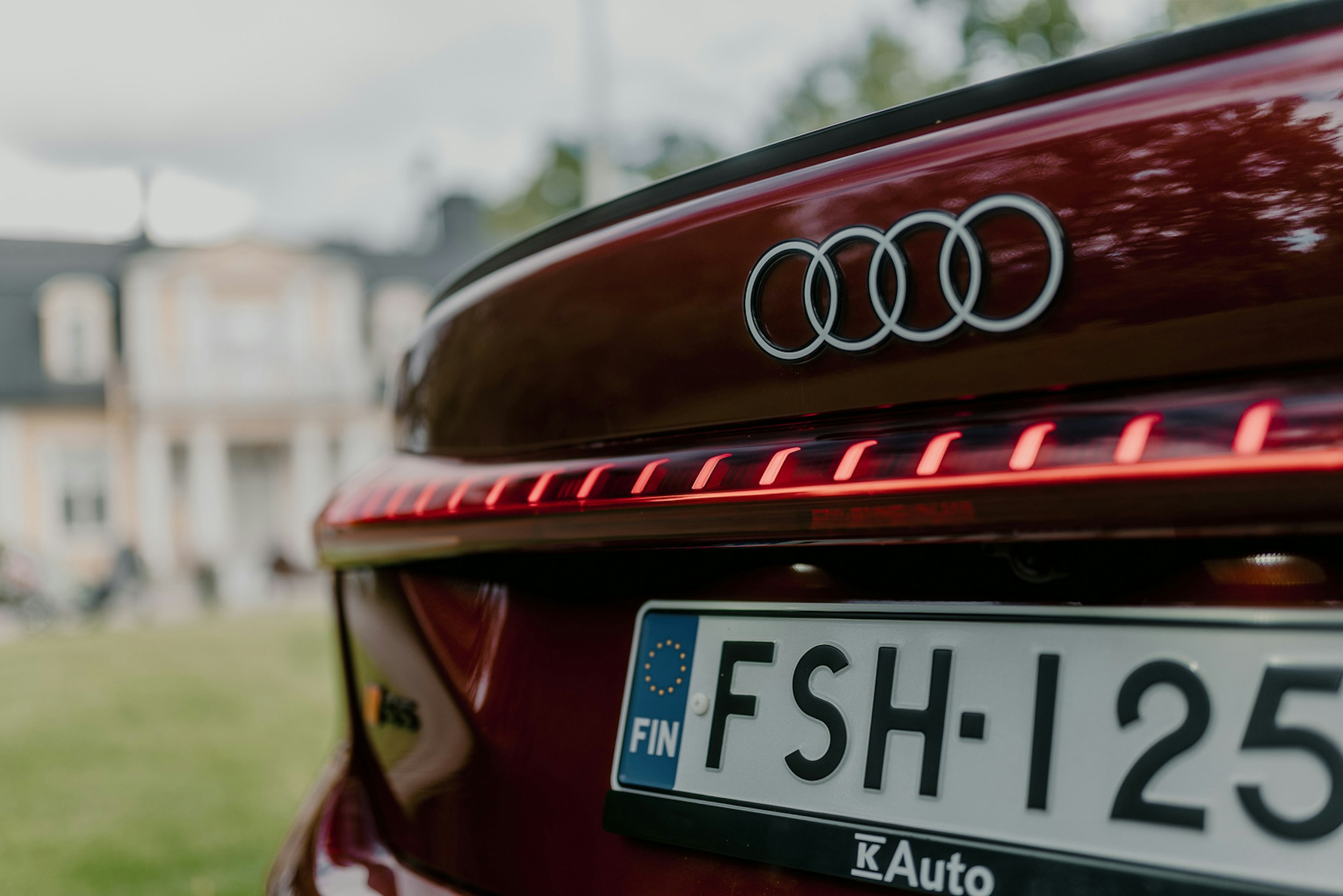 punainen Audi S5 2024 kuva 6.