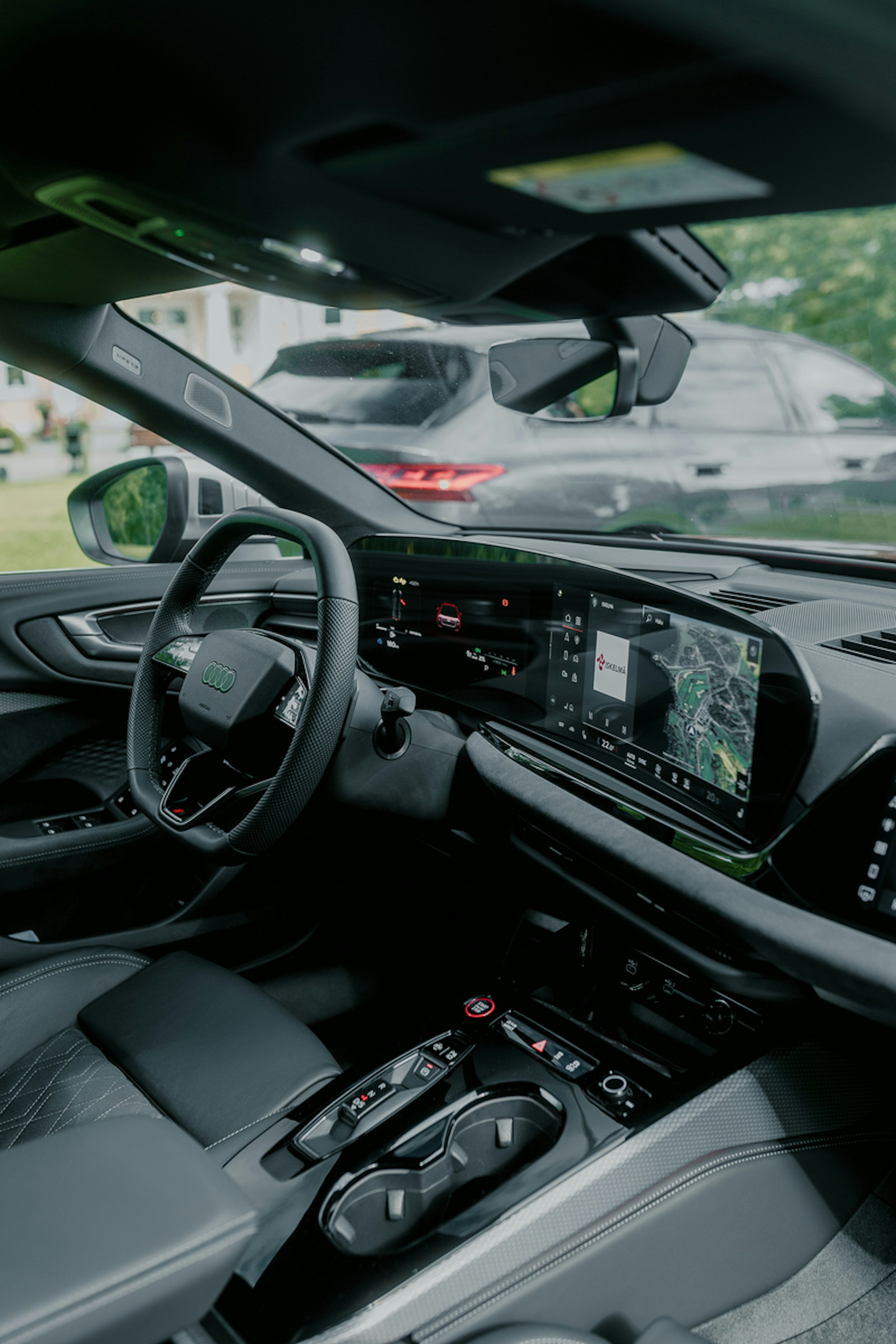 punainen Audi S5 2024 kuva 8.