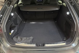 met. harmaa Audi S5 2025 kuva 11.