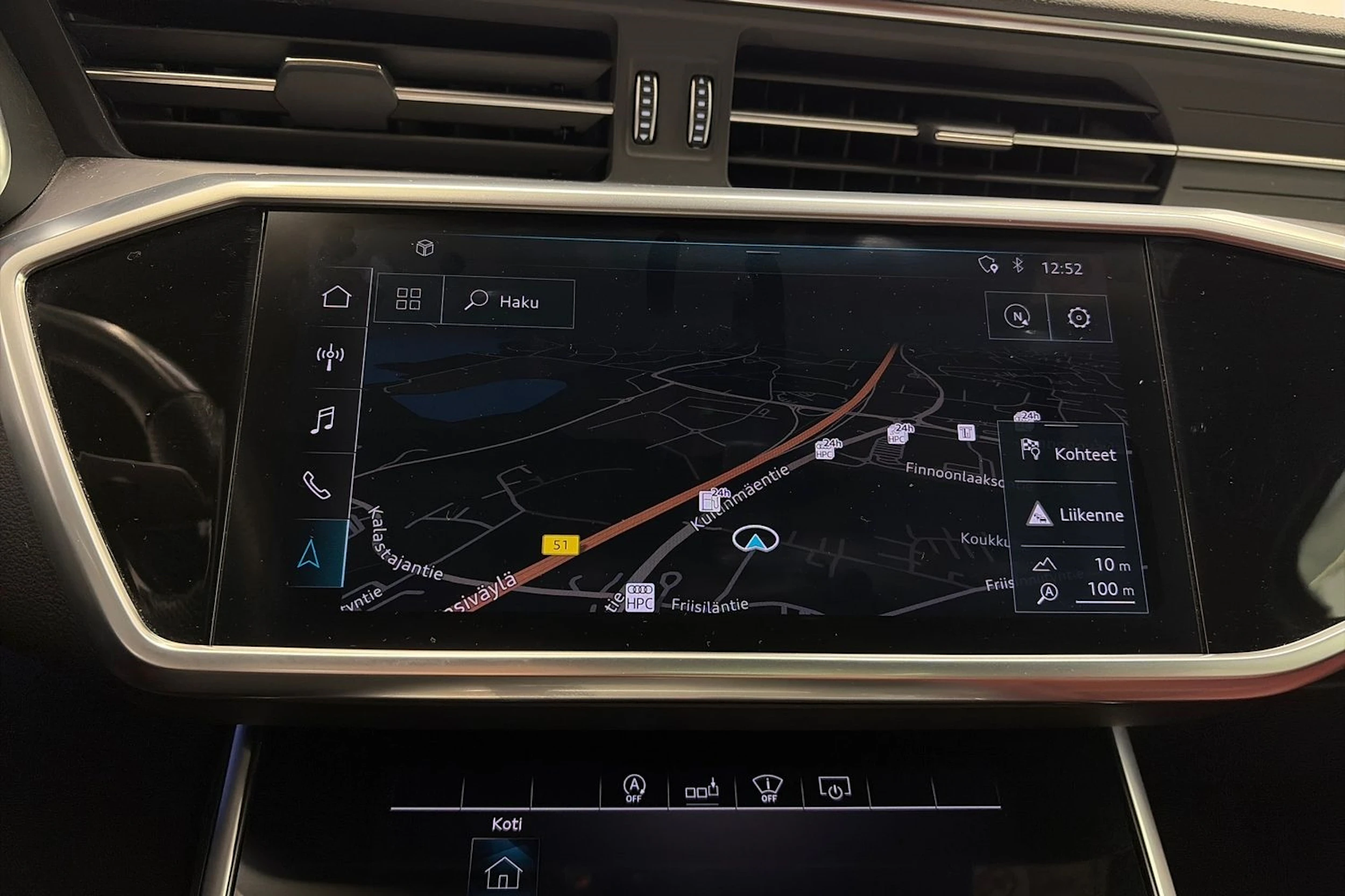 Sininen Audi S6 2020 kuva 27.