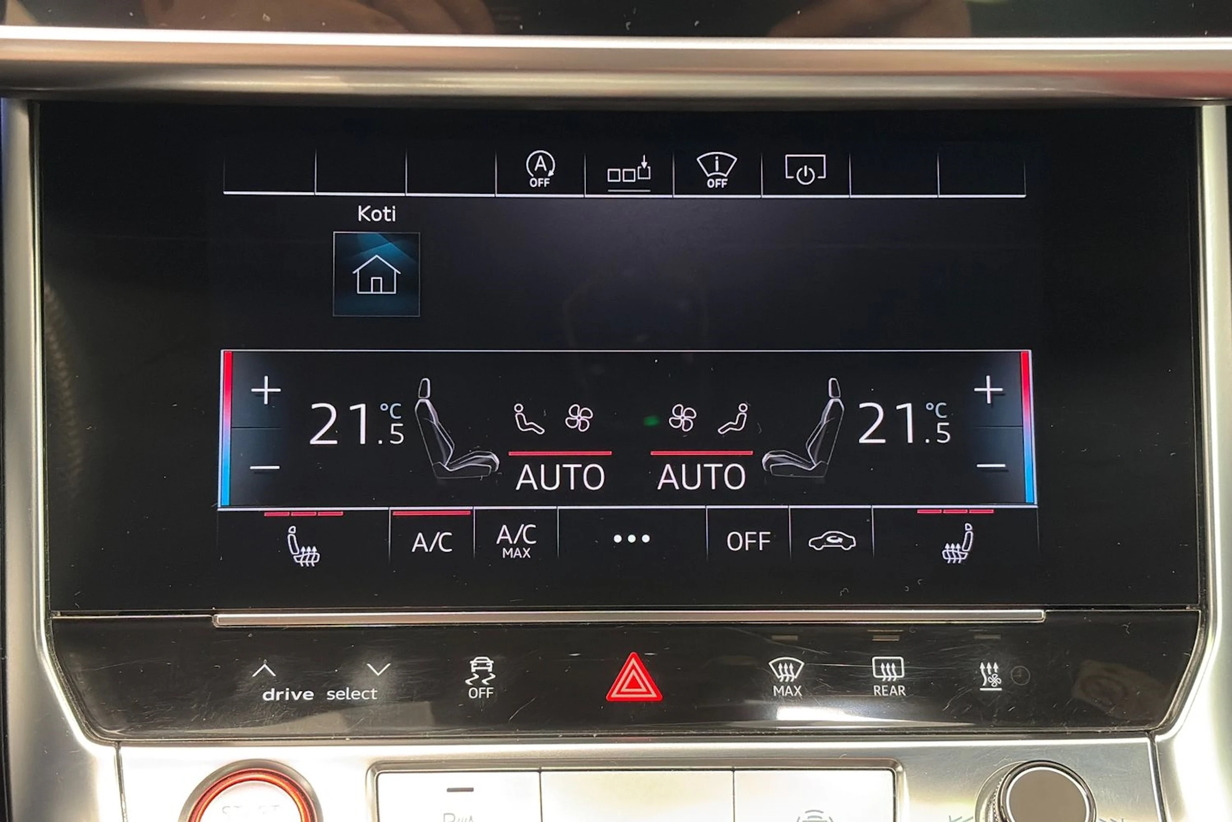 Sininen Audi S6 2020 kuva 32.