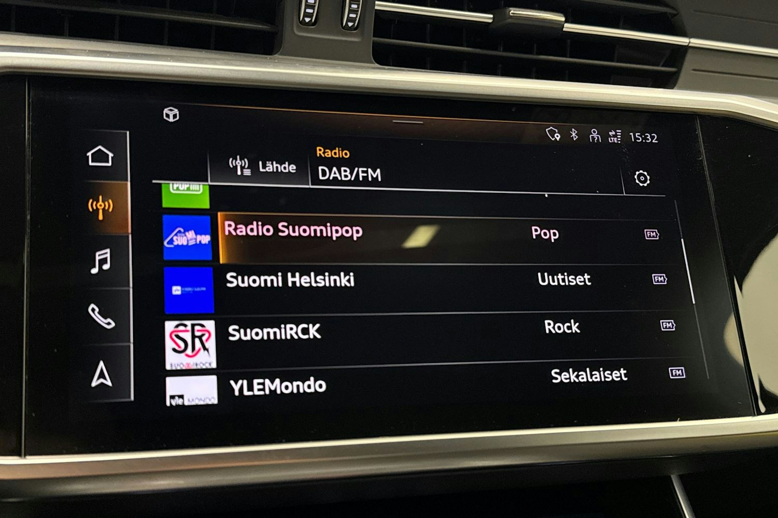 Sininen Audi S6 2021 kuva 24.