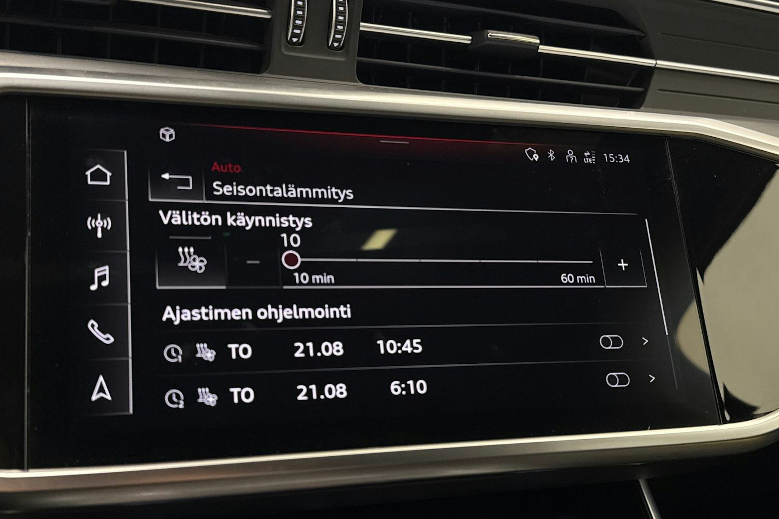 Sininen Audi S6 2021 kuva 30.